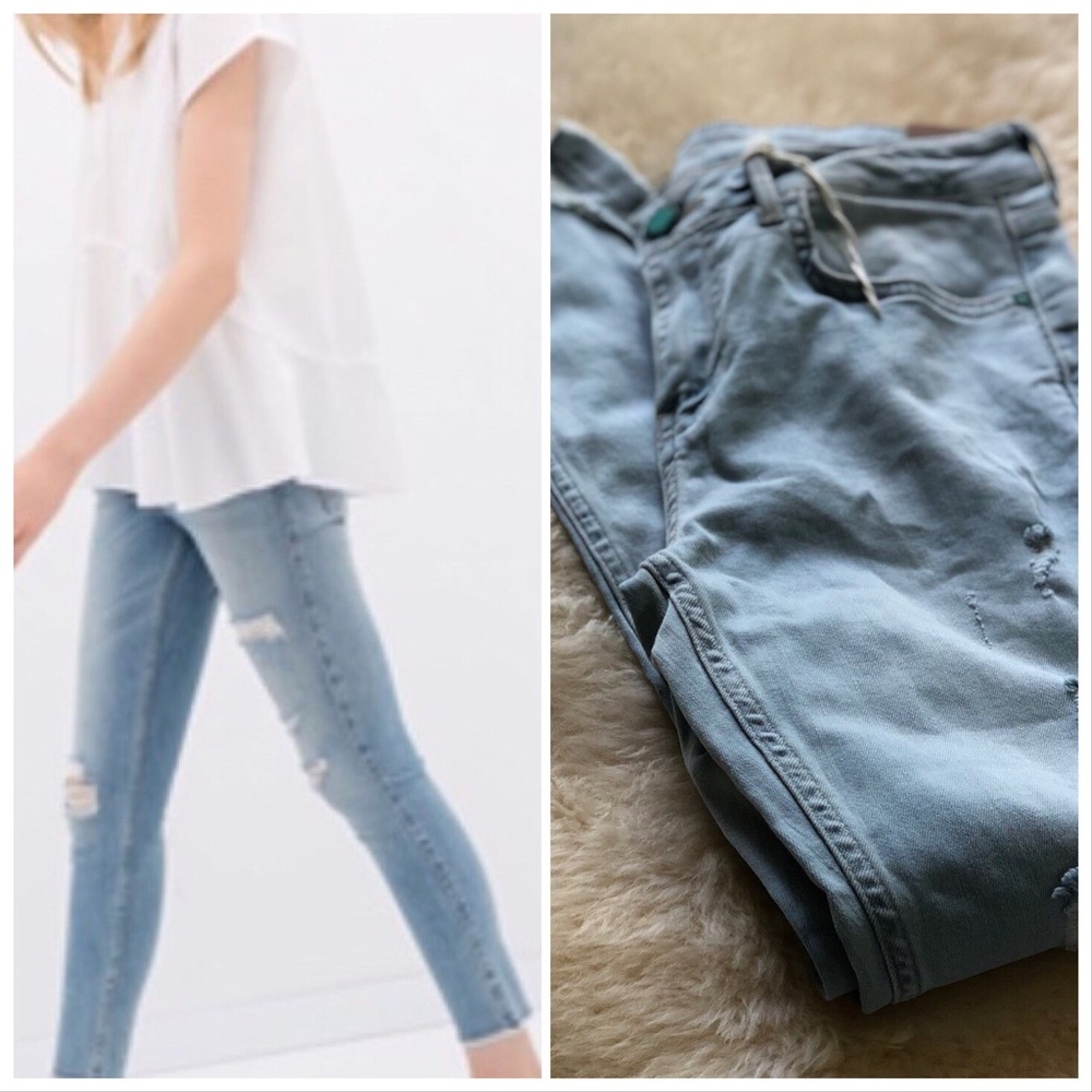 NEW! Zara Mid Rise Cropped Light Wash Z1975